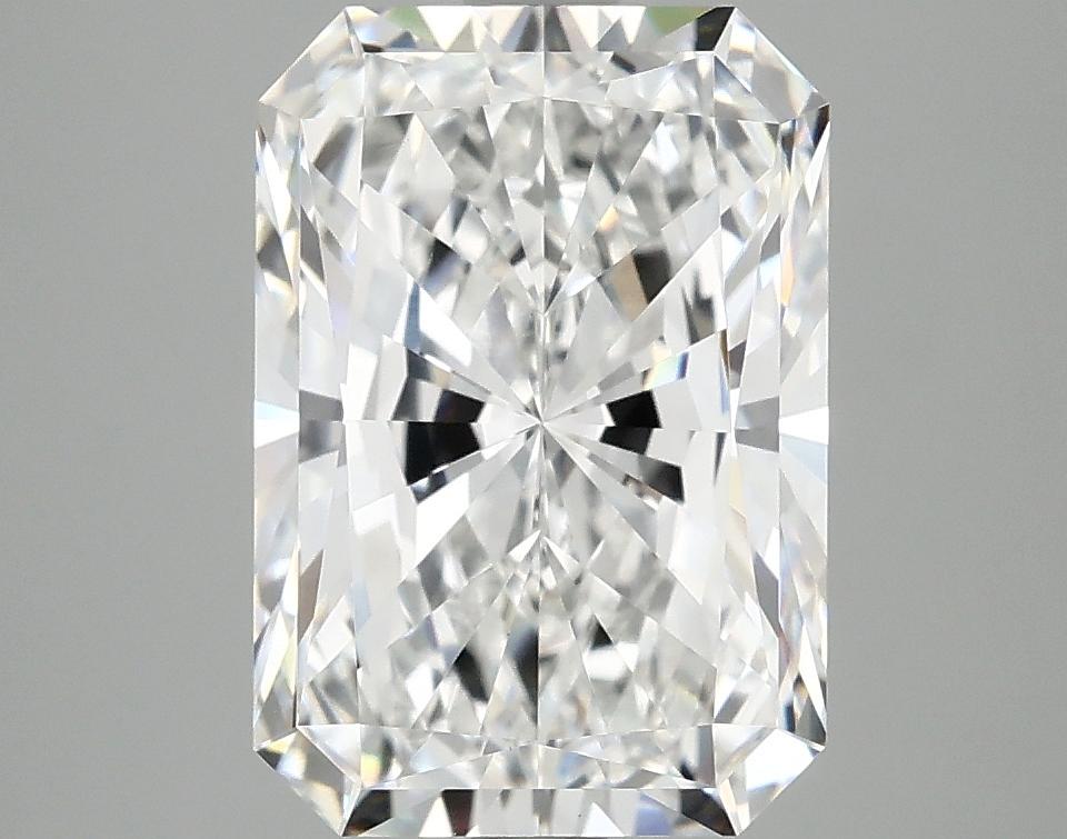 3.92 Carat Radiant Shaped Ideal Cut VVS2 IGI Certified Lab Grown Diamond