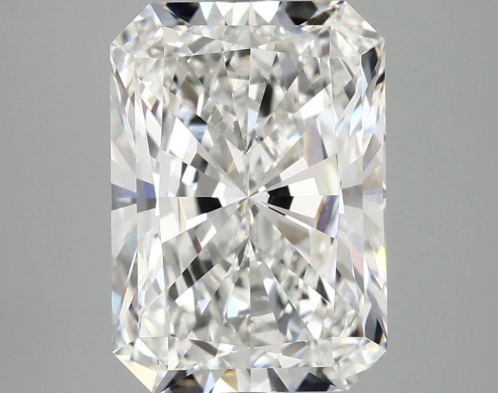 4.05 Carat Radiant Shaped Ideal Cut VVS2 IGI Certified Lab Grown Diamond