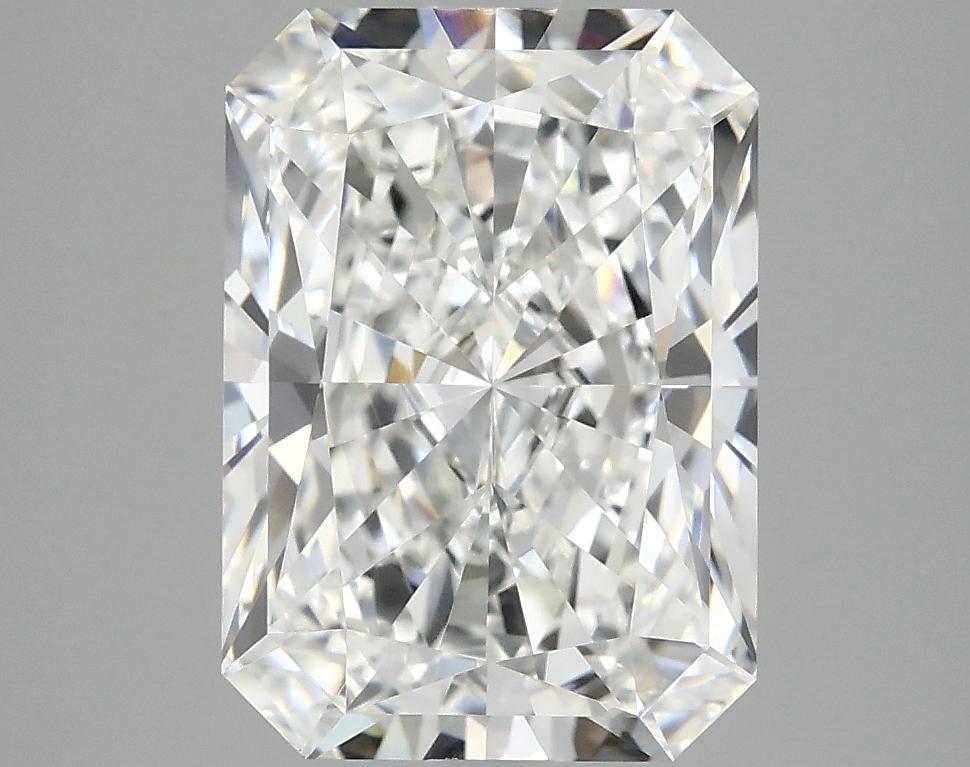 3.9 Carat Radiant Shaped Ideal Cut VVS2 IGI Certified Lab Grown Diamond
