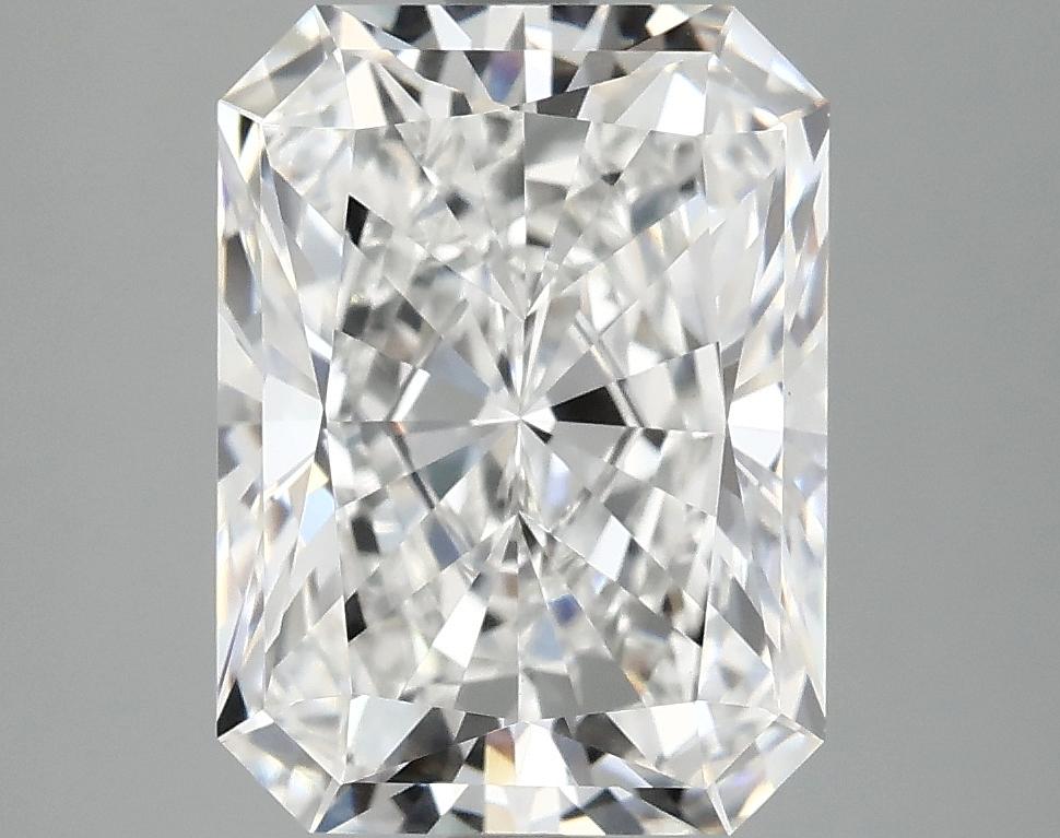 4.47 Carat Radiant Shaped Excellent Cut VVS2 IGI Certified Lab Grown Diamond