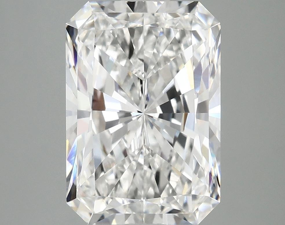 4.07 Carat Radiant Shaped Ideal Cut VVS2 IGI Certified Lab Grown Diamond
