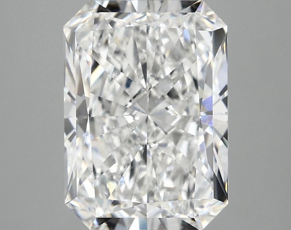 3.84 Carat Radiant Shaped Ideal Cut VVS2 IGI Certified Lab Grown Diamond