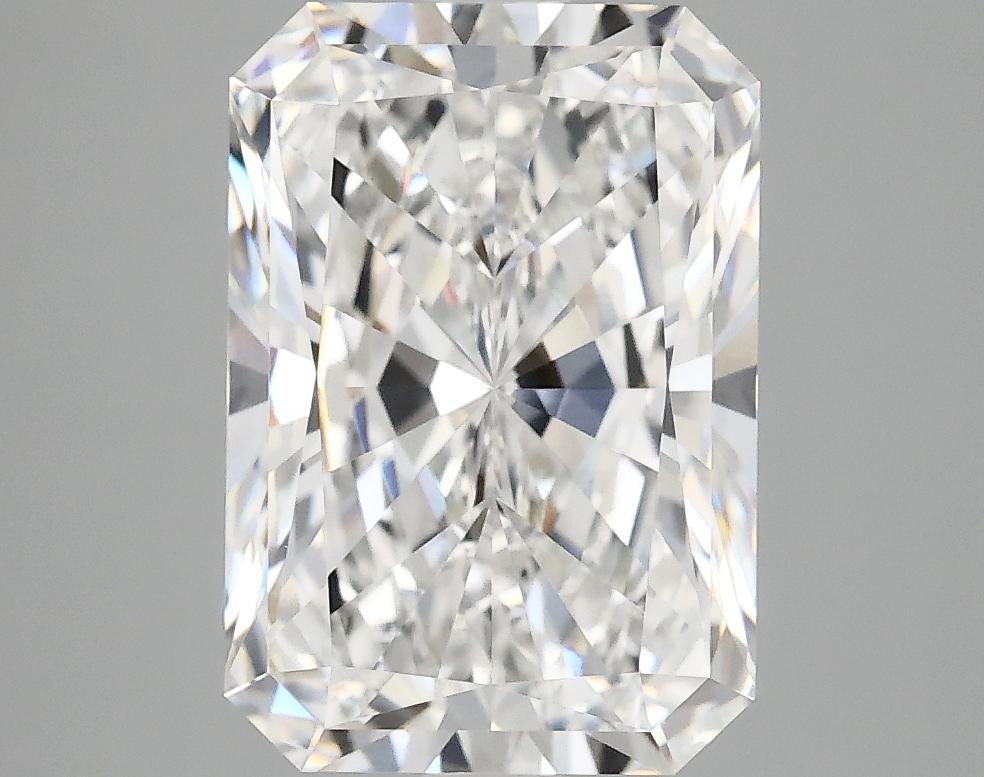 4.07 Carat Radiant Shaped Ideal Cut VVS2 IGI Certified Lab Grown Diamond