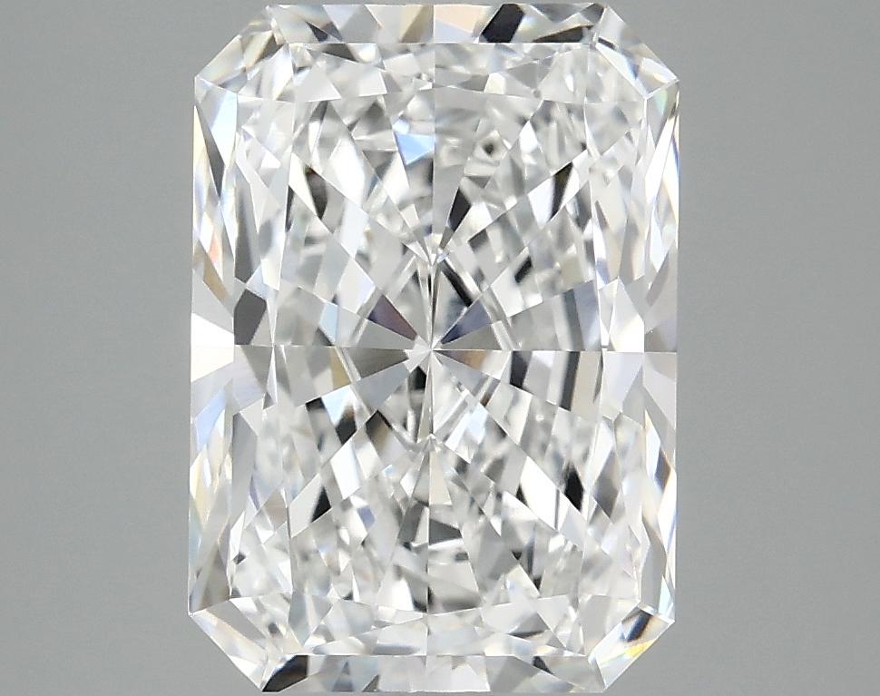 3.93 Carat Radiant Shaped Ideal Cut VVS2 IGI Certified Lab Grown Diamond