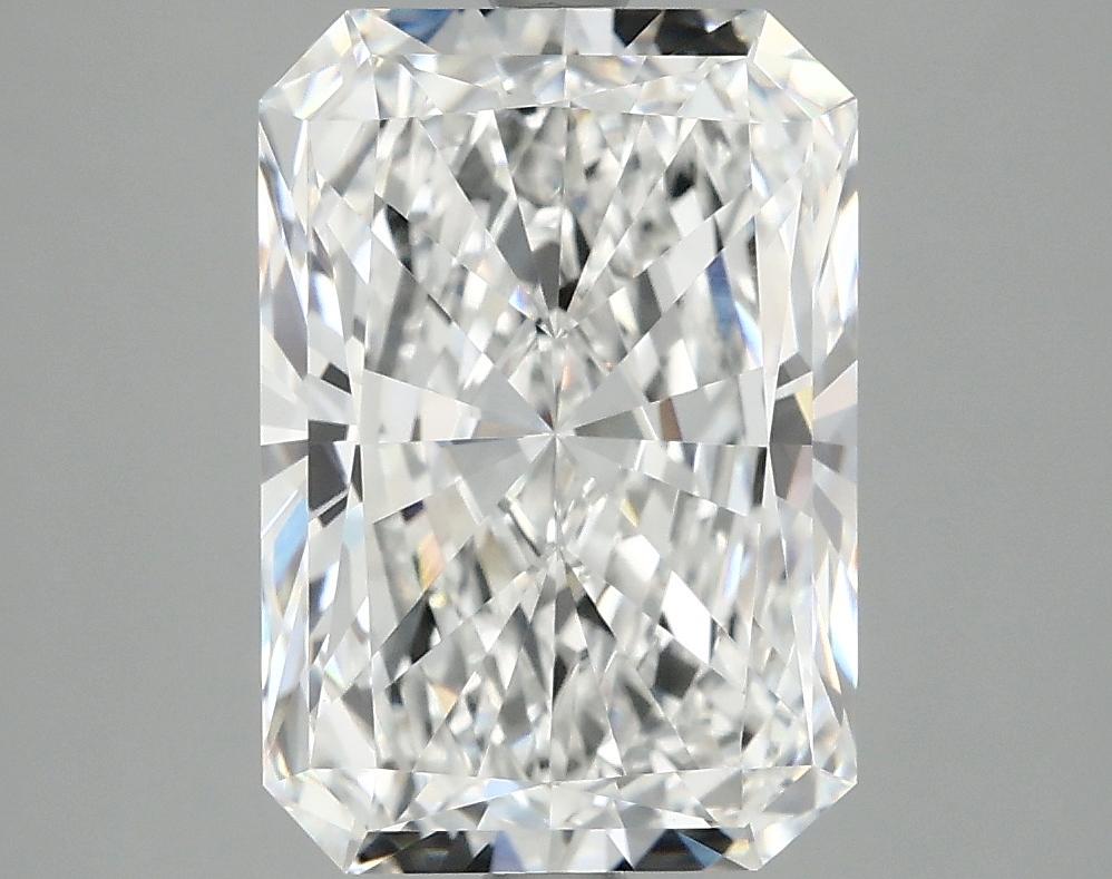 4.04 Carat Radiant Shaped Ideal Cut VVS2 IGI Certified Lab Grown Diamond