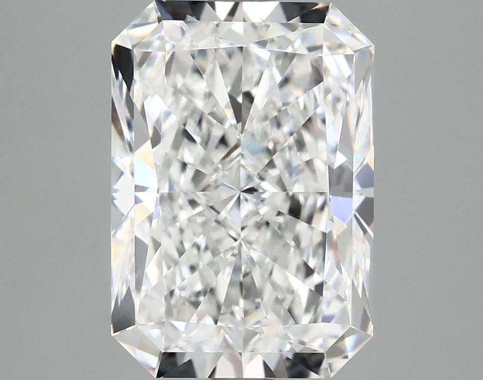 4.1 Carat Radiant Shaped Ideal Cut VVS2 IGI Certified Lab Grown Diamond