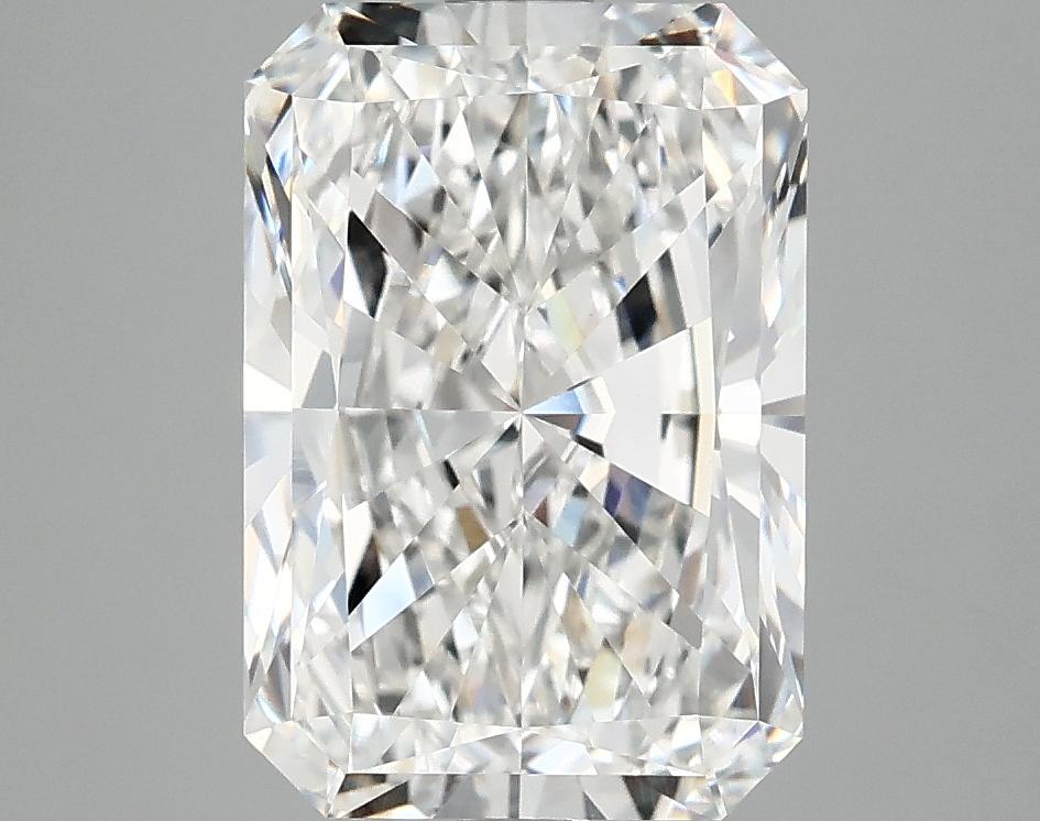 3.96 Carat Radiant Shaped Ideal Cut VVS2 IGI Certified Lab Grown Diamond