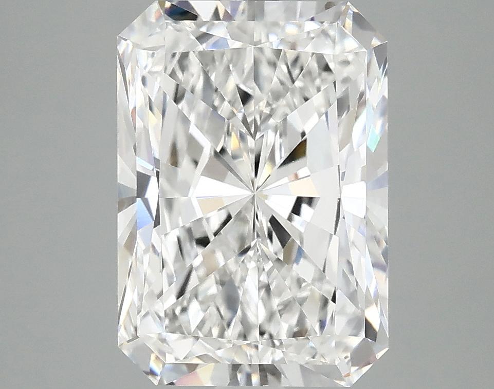 3.95 Carat Radiant Shaped Ideal Cut VVS2 IGI Certified Lab Grown Diamond