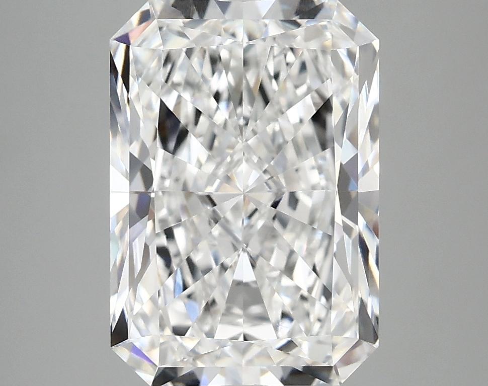 4.07 Carat Radiant Shaped Ideal Cut VVS2 IGI Certified Lab Grown Diamond