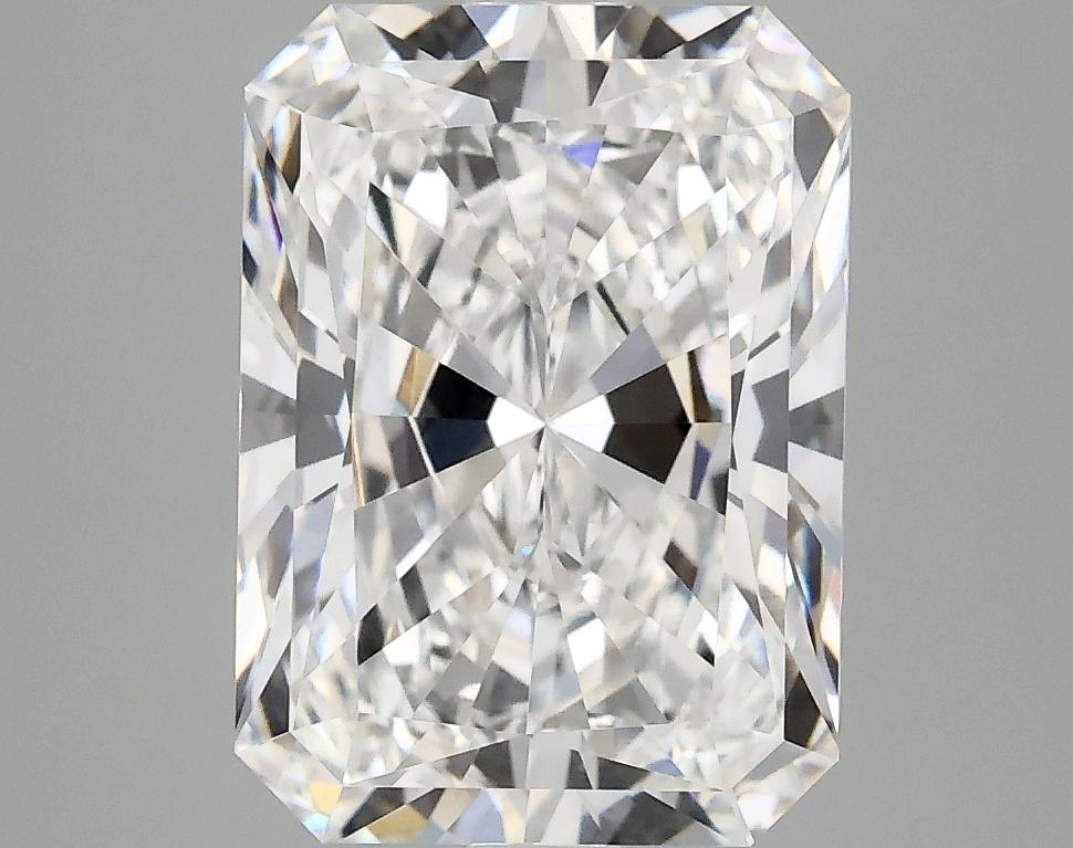 4.04 Carat Radiant Shaped Excellent Cut VVS2 IGI Certified Lab Grown Diamond