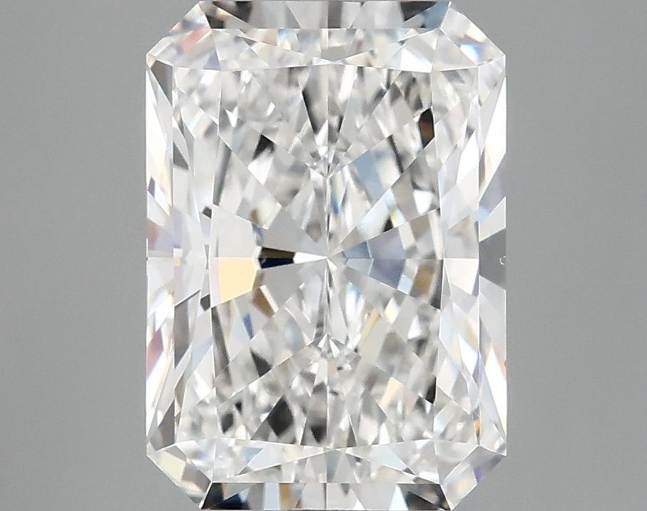 3.87 Carat Radiant Shaped Ideal Cut VVS2 IGI Certified Lab Grown Diamond