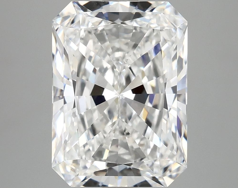 4.17 Carat Radiant Shaped Excellent Cut VVS2 IGI Certified Lab Grown Diamond