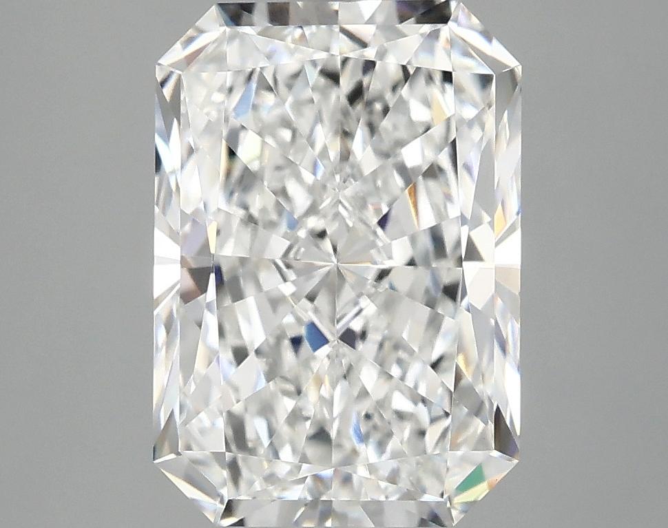 3.91 Carat Radiant Shaped Ideal Cut VVS2 IGI Certified Lab Grown Diamond