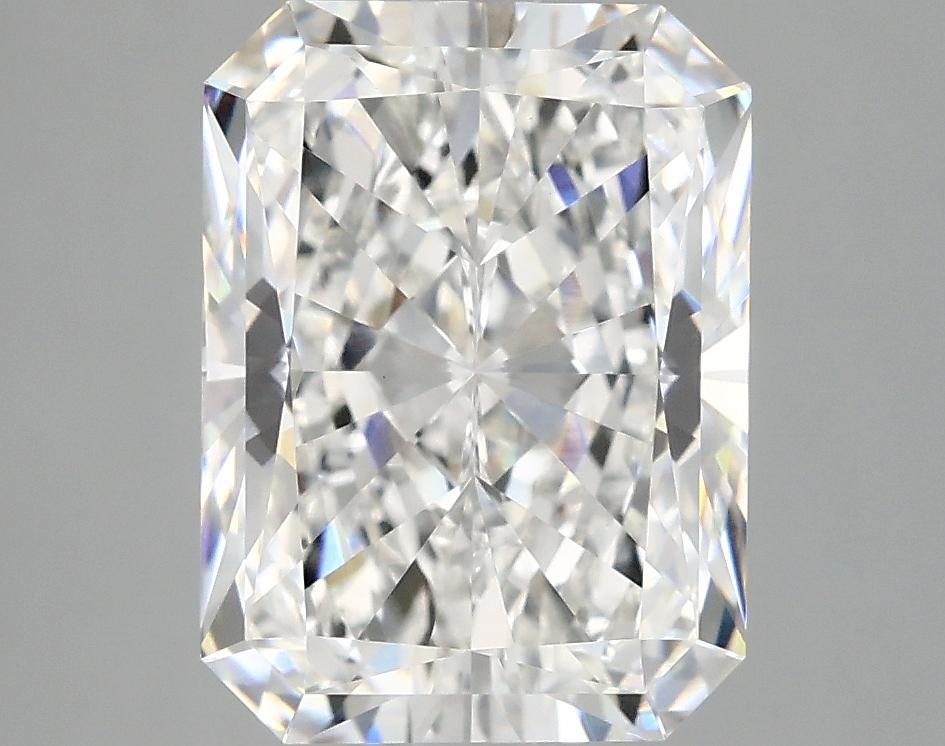 3.99 Carat Radiant Shaped Excellent Cut VVS2 IGI Certified Lab Grown Diamond