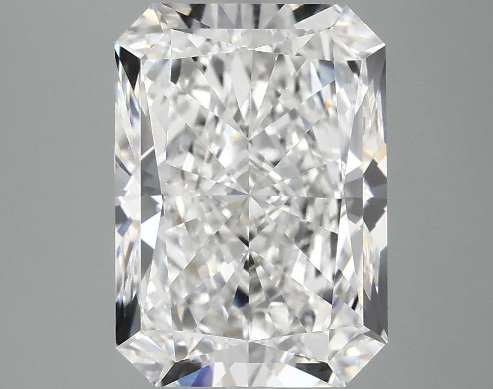 4.12 Carat Radiant Shaped Ideal Cut VVS2 IGI Certified Lab Grown Diamond