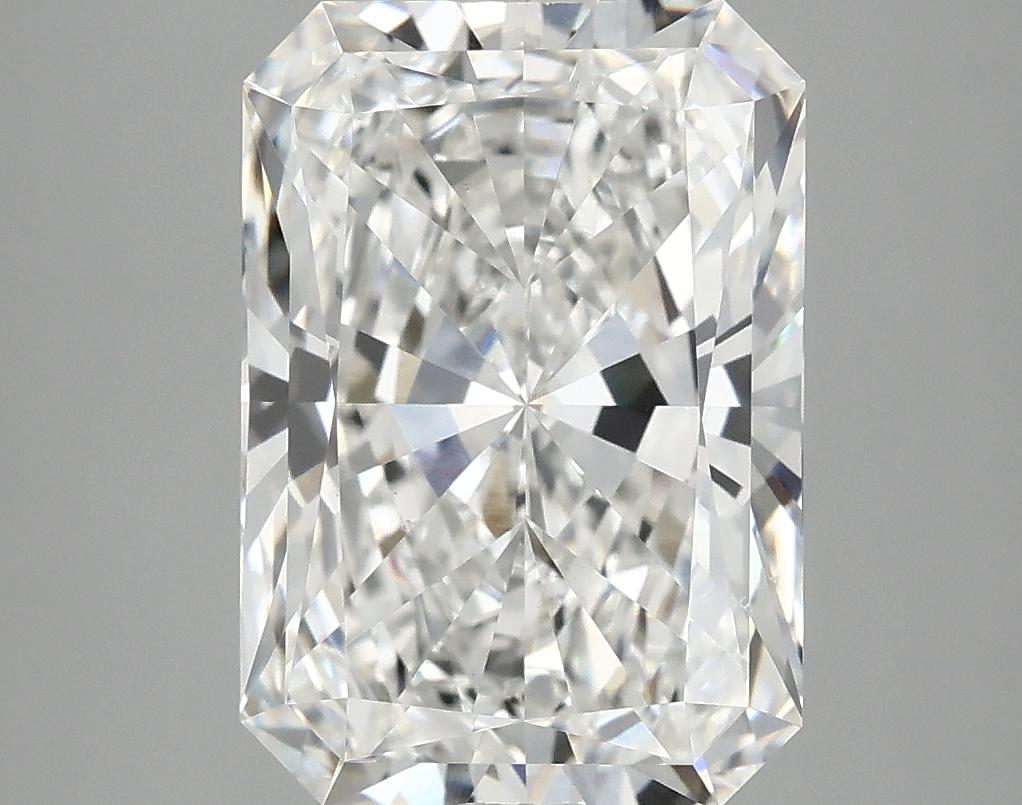 3.92 Carat Radiant Shaped Ideal Cut VS2 IGI Certified Lab Grown Diamond