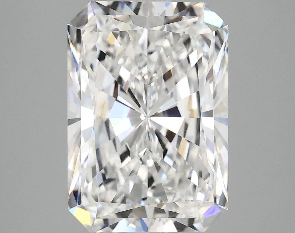 3.95 Carat Radiant Shaped Ideal Cut VVS2 IGI Certified Lab Grown Diamond