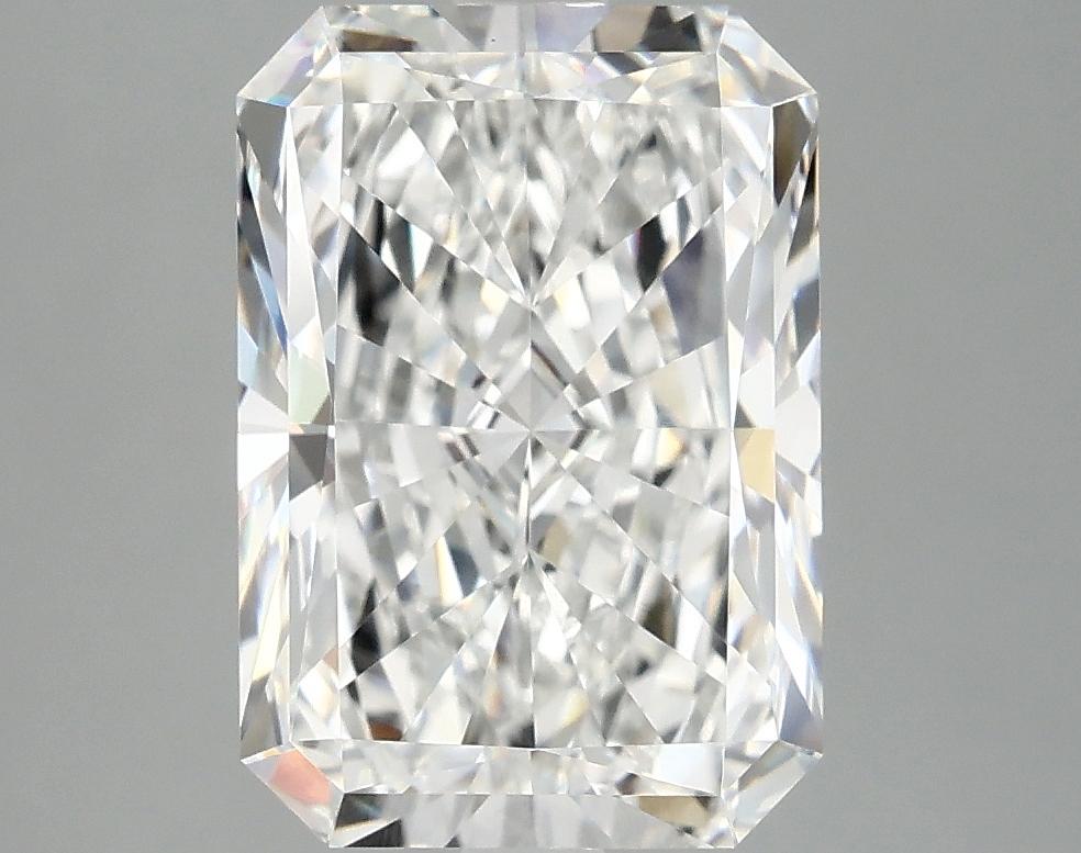 4.14 Carat Radiant Shaped Ideal Cut VVS2 IGI Certified Lab Grown Diamond