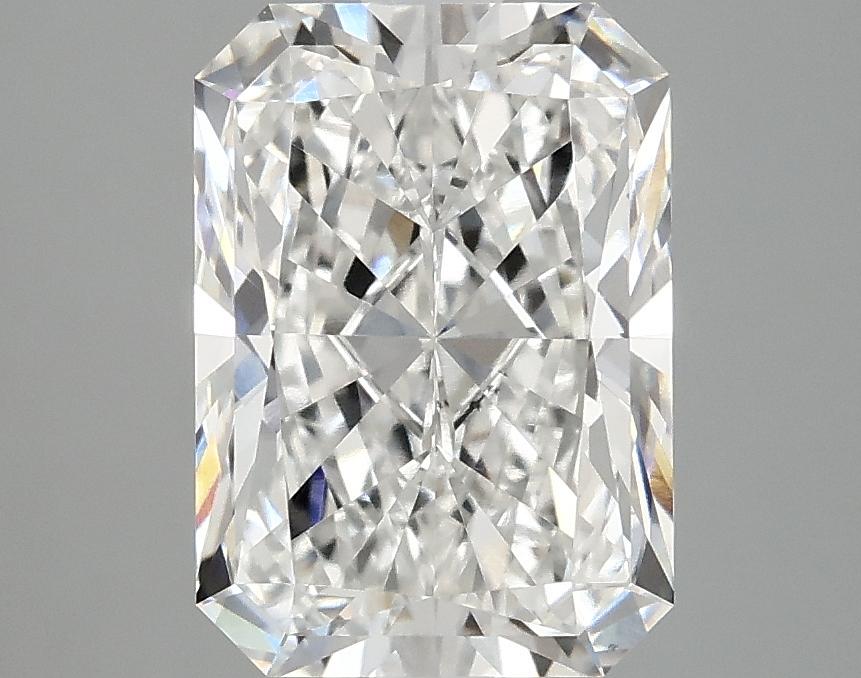 3.04 Carat Radiant Shaped Ideal Cut VVS2 IGI Certified Lab Grown Diamond