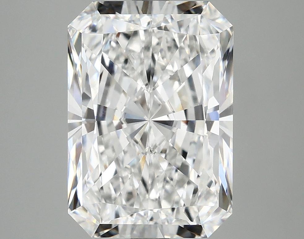 4.05 Carat Radiant Shaped Ideal Cut VVS2 IGI Certified Lab Grown Diamond