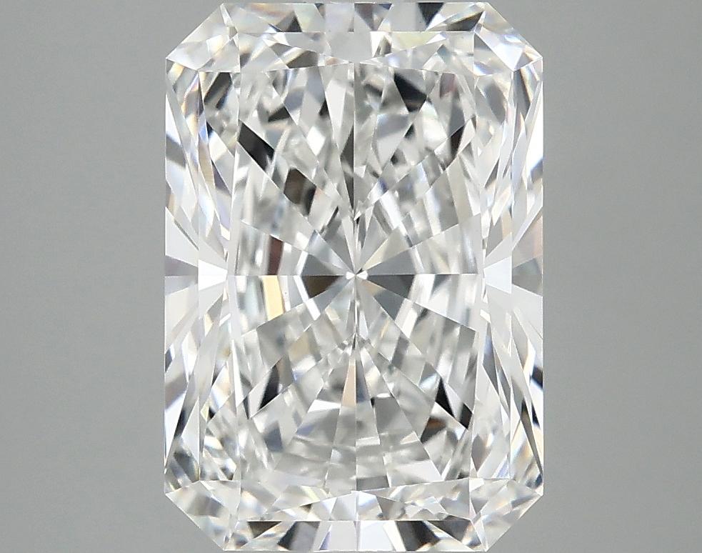 3.82 Carat Radiant Shaped Ideal Cut VVS2 IGI Certified Lab Grown Diamond