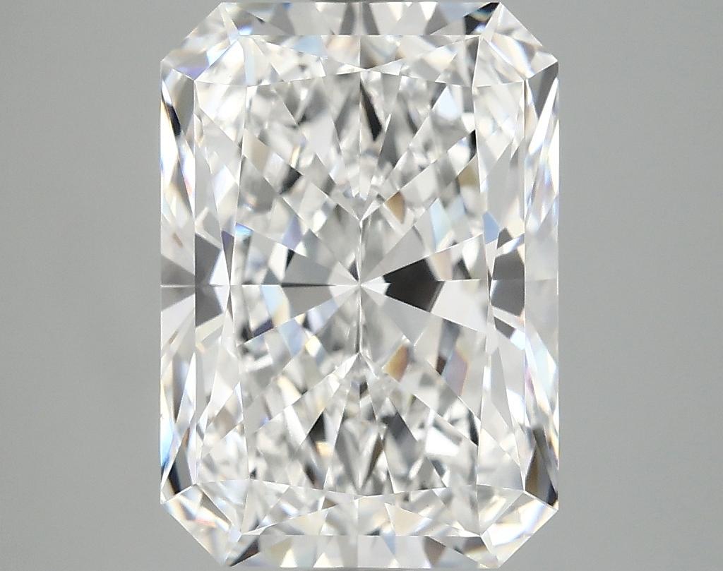 4.76 Carat Radiant Shaped Ideal Cut VVS2 IGI Certified Lab Grown Diamond