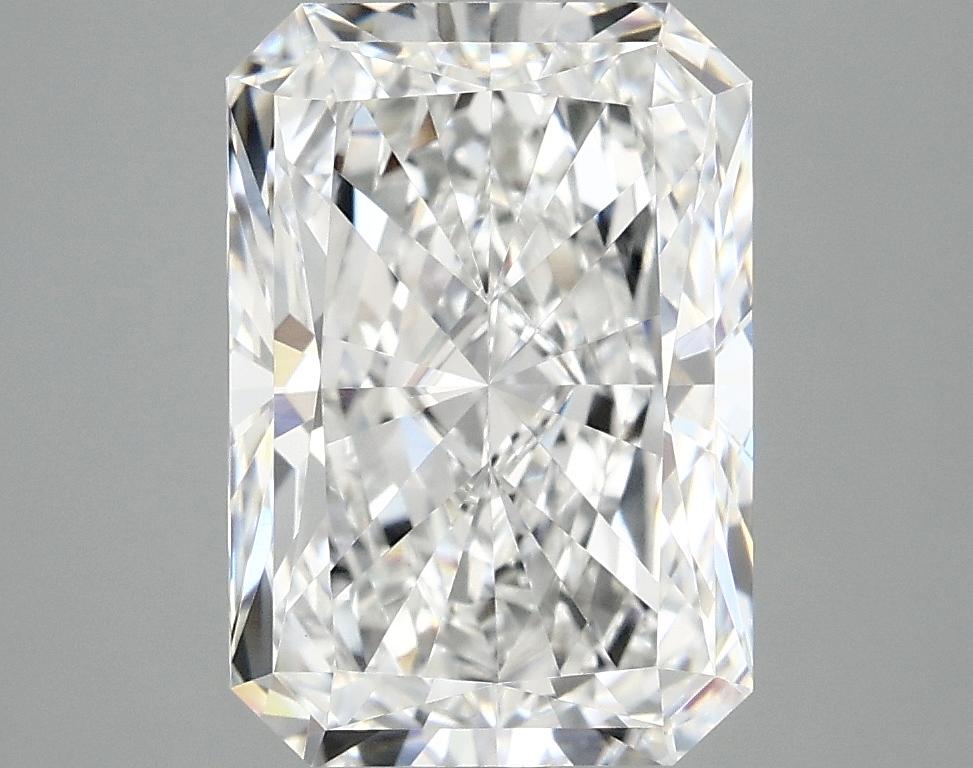 3.94 Carat Radiant Shaped Ideal Cut VVS2 IGI Certified Lab Grown Diamond