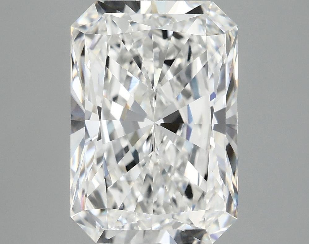 4.05 Carat Radiant Shaped Ideal Cut VVS2 IGI Certified Lab Grown Diamond