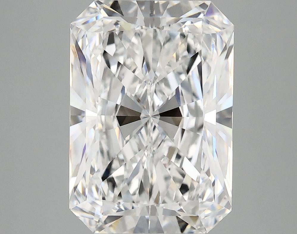 4.1 Carat Radiant Shaped Ideal Cut VVS2 IGI Certified Lab Grown Diamond
