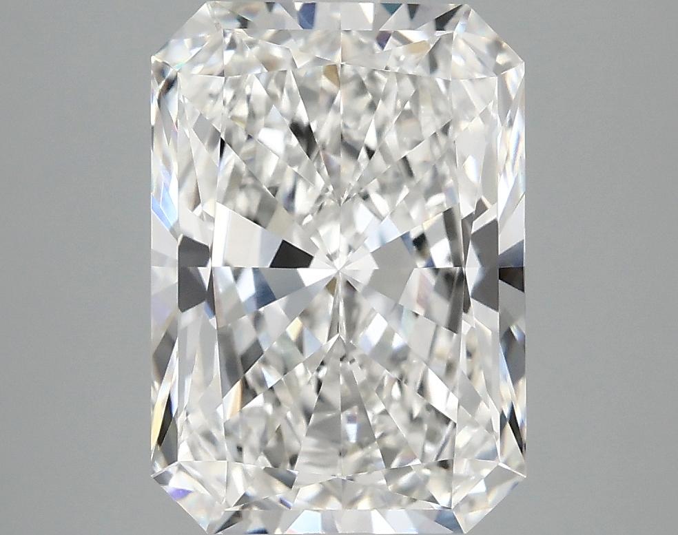 3.95 Carat Radiant Shaped Ideal Cut VVS2 IGI Certified Lab Grown Diamond
