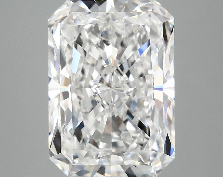 3.93 Carat Radiant Shaped Ideal Cut VVS2 IGI Certified Lab Grown Diamond