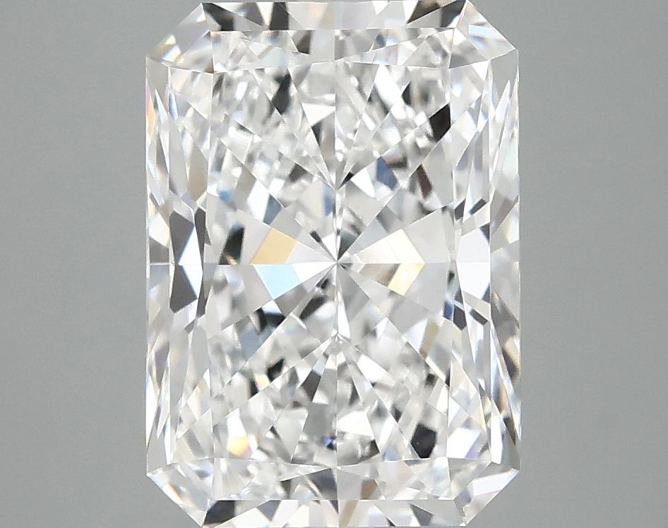 4.04 Carat Radiant Shaped Ideal Cut VVS2 IGI Certified Lab Grown Diamond