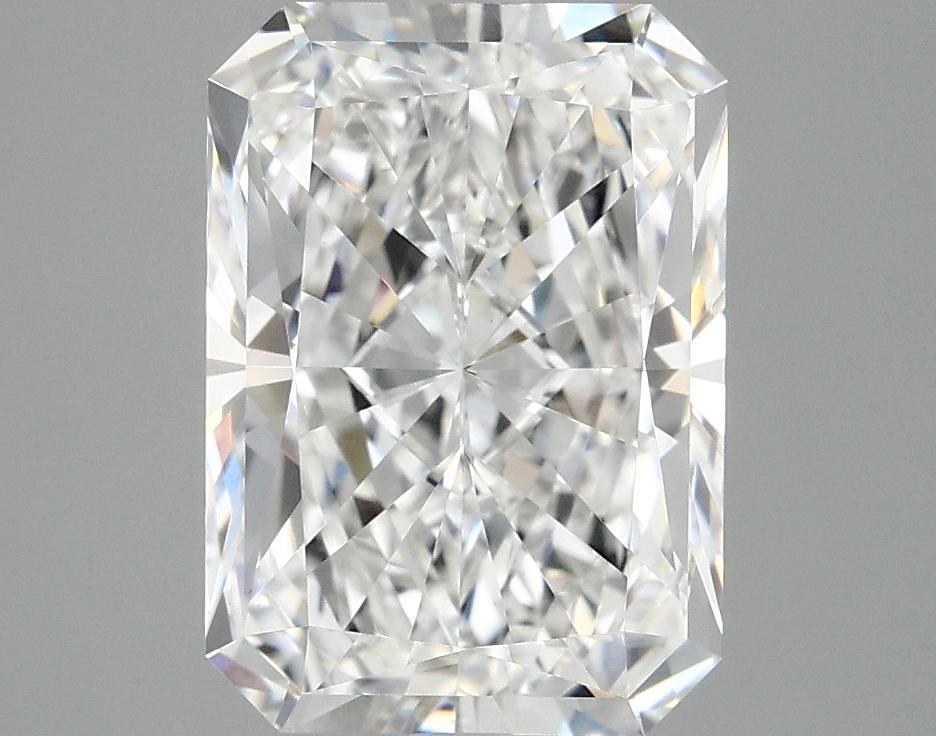 3.92 Carat Radiant Shaped Ideal Cut VVS2 IGI Certified Lab Grown Diamond