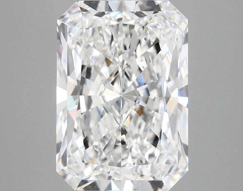 4.07 Carat Radiant Shaped Ideal Cut VVS2 IGI Certified Lab Grown Diamond