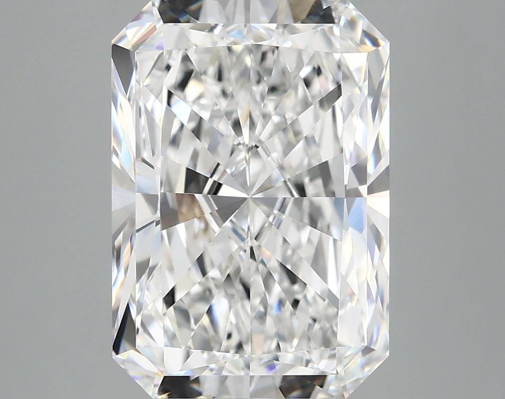4.0 Carat Radiant Shaped Ideal Cut VVS2 IGI Certified Lab Grown Diamond