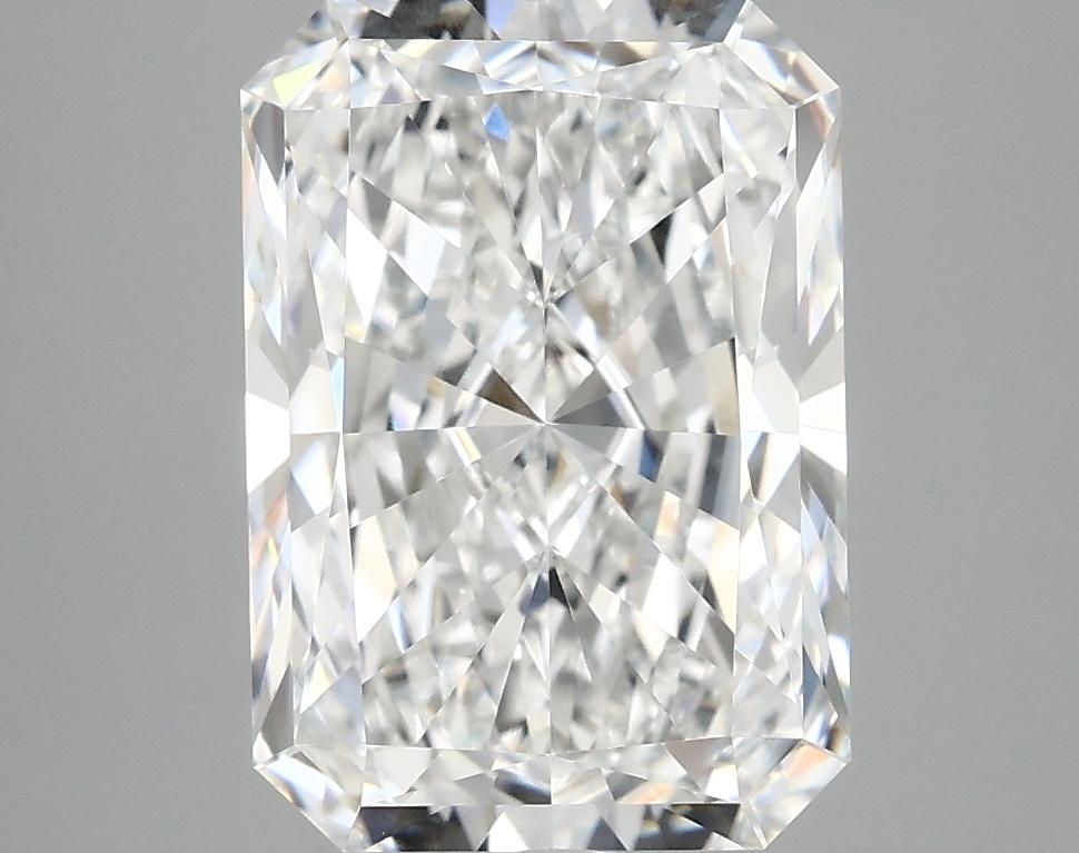 4.05 Carat Radiant Shaped Ideal Cut VVS2 IGI Certified Lab Grown Diamond