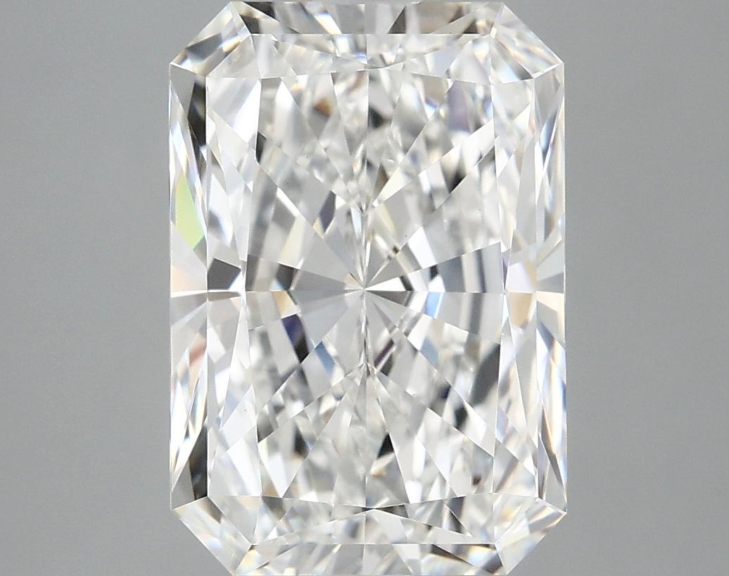 4.01 Carat Radiant Shaped Ideal Cut VVS2 IGI Certified Lab Grown Diamond