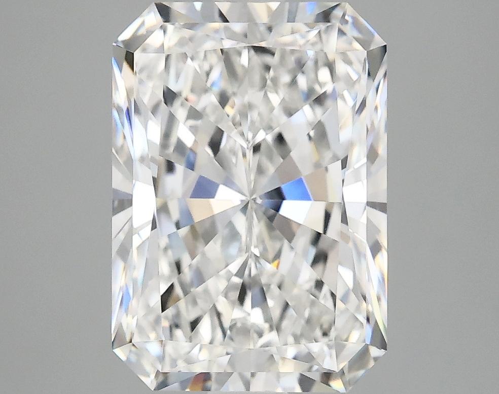 4.05 Carat Radiant Shaped Ideal Cut VVS2 IGI Certified Lab Grown Diamond