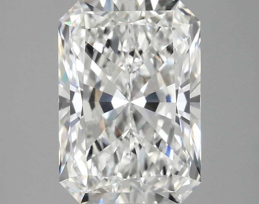 3.1 Carat Radiant Shaped Ideal Cut VVS2 IGI Certified Lab Grown Diamond
