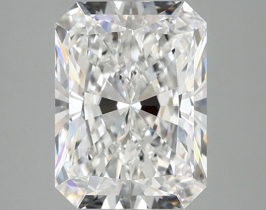 3.9 Carat Radiant Shaped Excellent Cut VVS2 IGI Certified Lab Grown Diamond