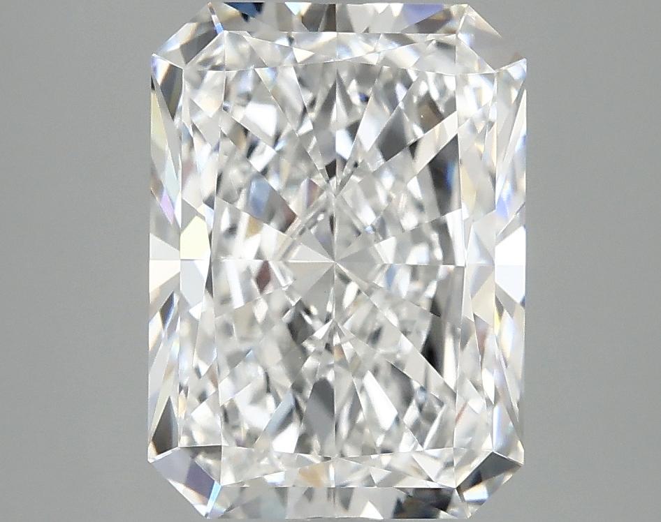 3.87 Carat Radiant Shaped Excellent Cut VVS2 IGI Certified Lab Grown Diamond