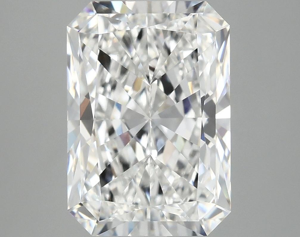 4.14 Carat Radiant Shaped Ideal Cut VVS2 IGI Certified Lab Grown Diamond