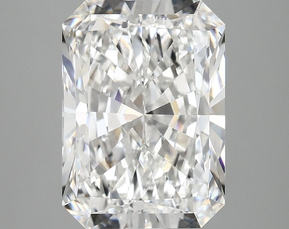 4.05 Carat Radiant Shaped Ideal Cut VVS2 IGI Certified Lab Grown Diamond