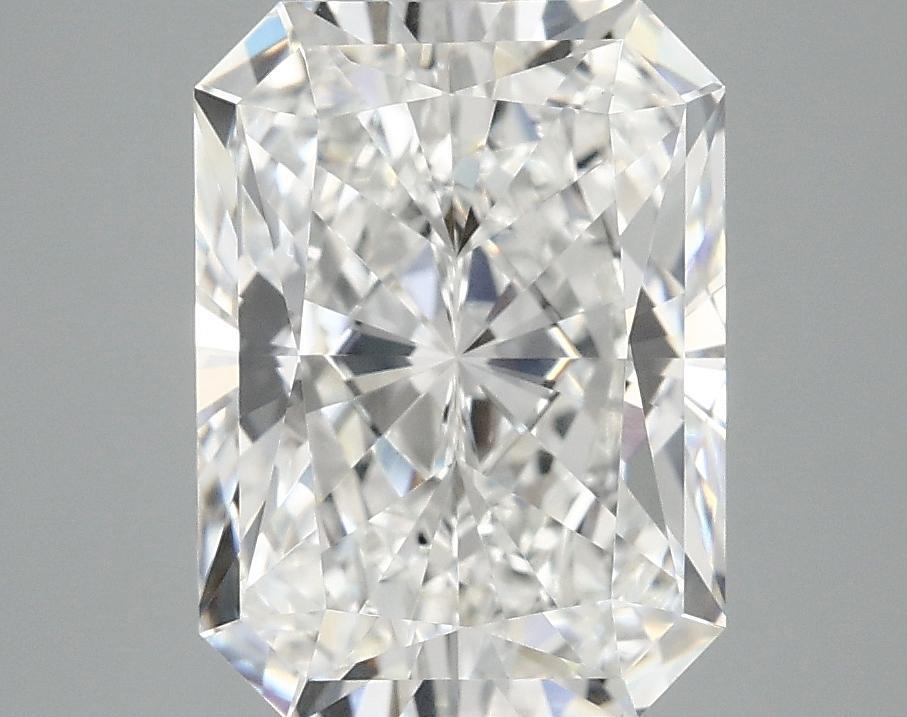 3.78 Carat Radiant Shaped Excellent Cut VS1 IGI Certified Lab Grown Diamond