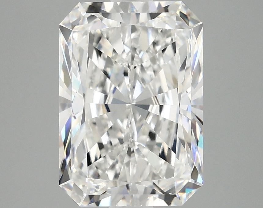 3.14 Carat Radiant Shaped Ideal Cut VVS2 IGI Certified Lab Grown Diamond