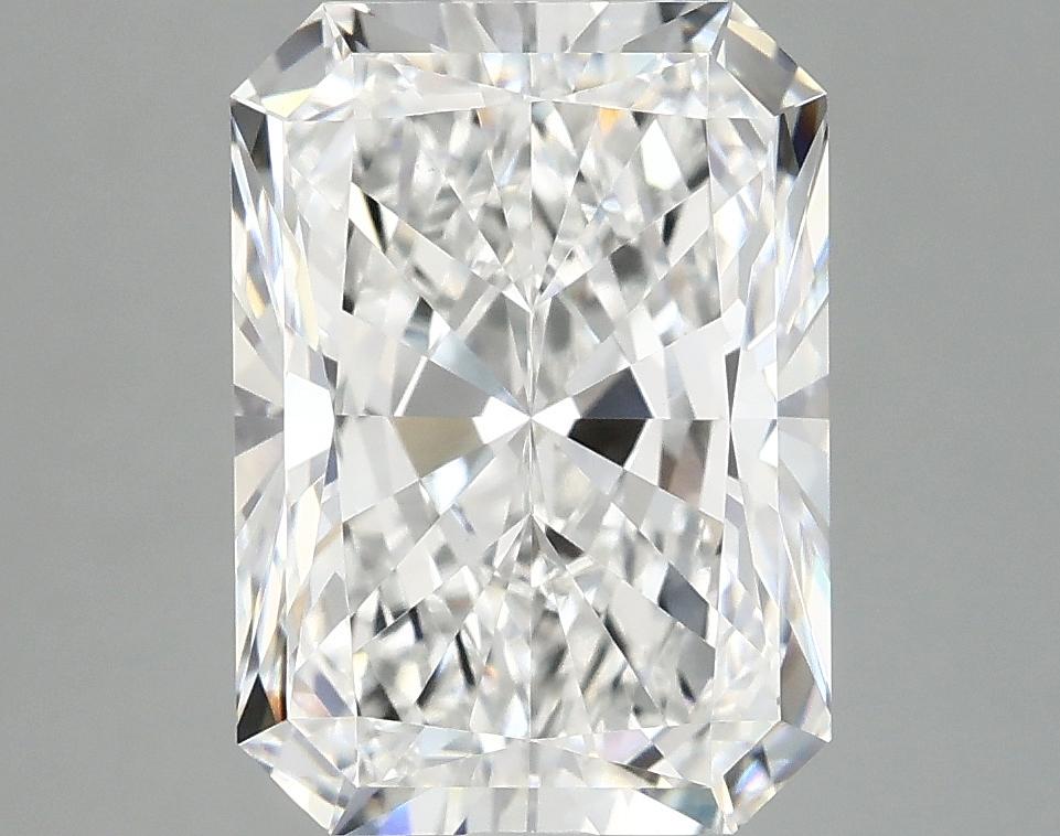 4.0 Carat Radiant Shaped Ideal Cut VVS2 IGI Certified Lab Grown Diamond