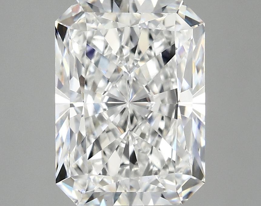 3.08 Carat Radiant Shaped Excellent Cut VS1 IGI Certified Lab Grown Diamond