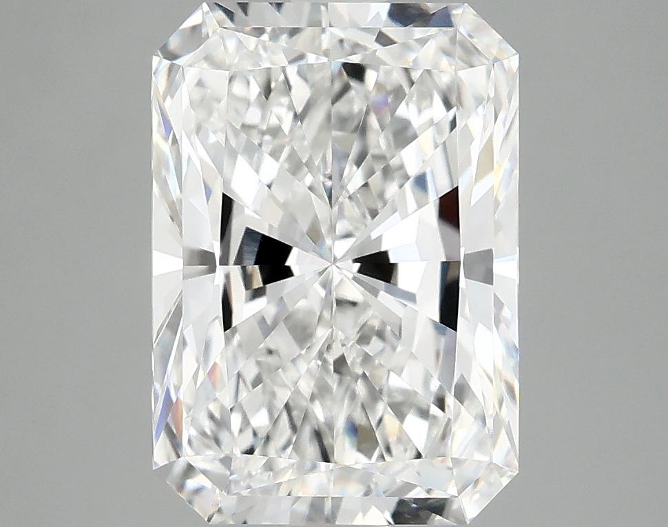 4.11 Carat Radiant Shaped Ideal Cut VVS2 IGI Certified Lab Grown Diamond