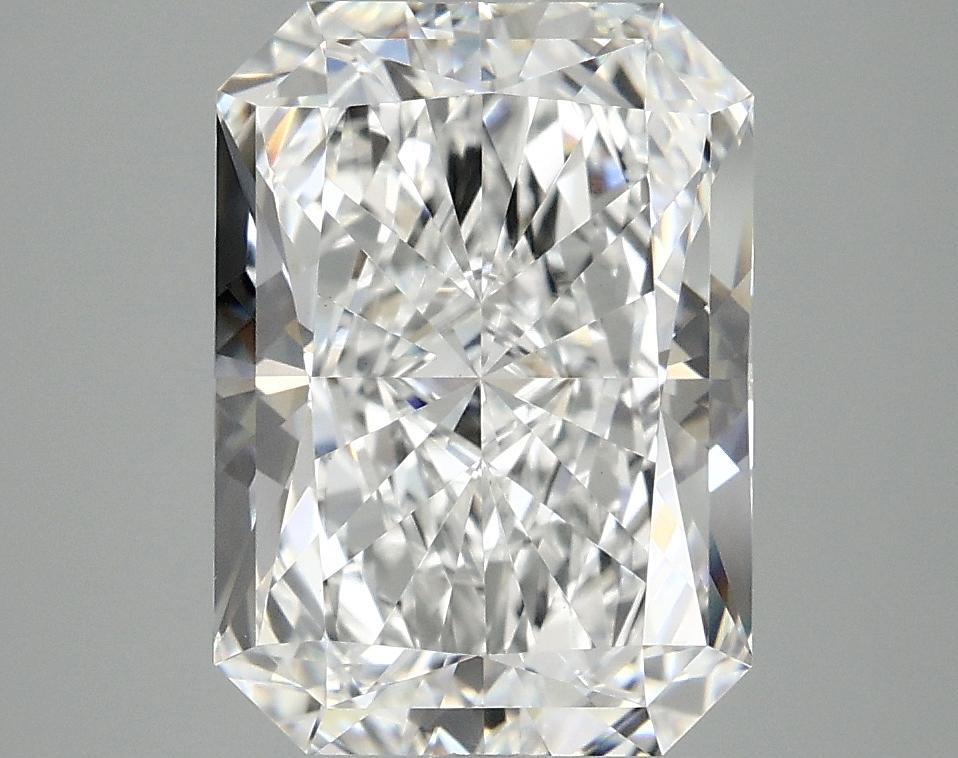 4.0 Carat Radiant Shaped Ideal Cut VVS2 IGI Certified Lab Grown Diamond