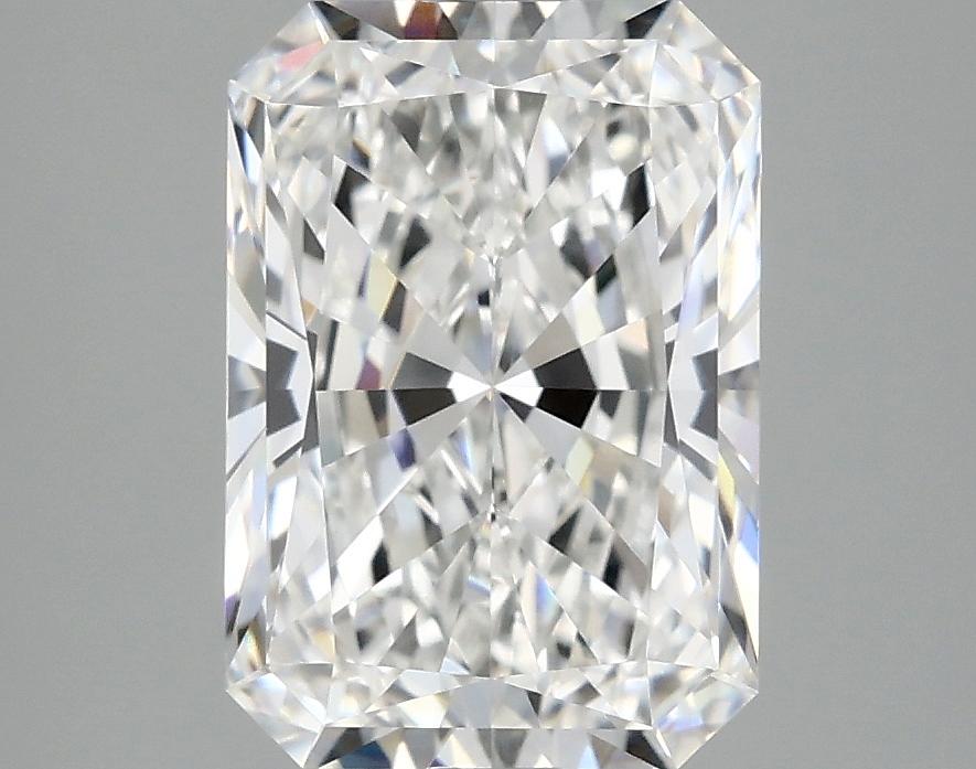 3.1 Carat Radiant Shaped Ideal Cut VVS2 IGI Certified Lab Grown Diamond